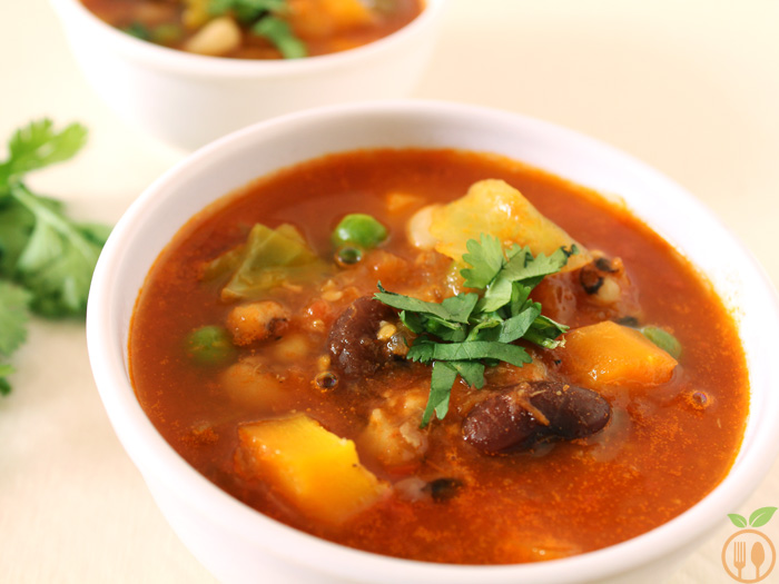 mixed-bean-soup-recipe-01-700x525