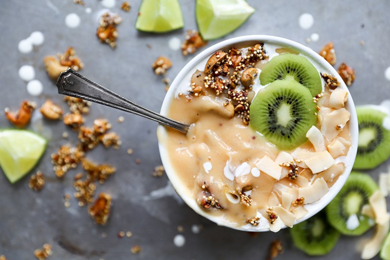 PapayaLime Smoothie Bowl with Toasted CashewQuinoa Cereal