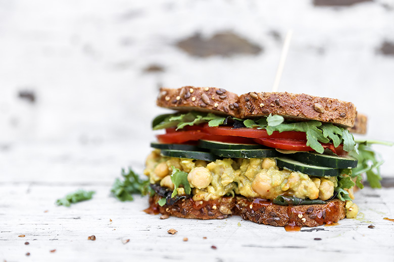 Smashed-Chickpea-Sandwich-1