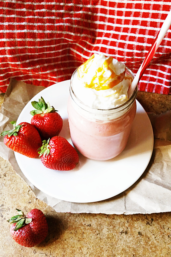strawberry-caramel-smoothie-3
