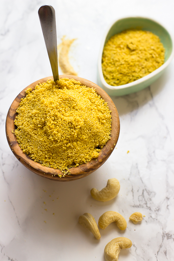 Learn-how-to-make-Vegan-Parmesan-Cheese-with-just-5-ingredients-in-just-5-minutes-Quick-easy-and-tastes-AMAZING-3