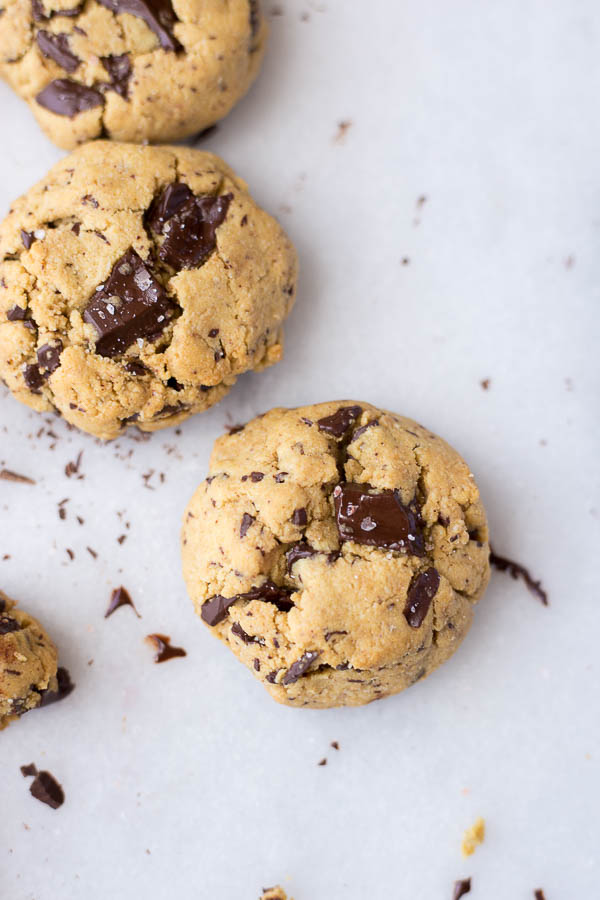 gluten-free-vegan-chocolate-chunk-cookies-26