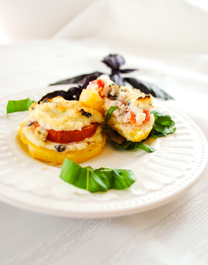 Polenta-Tomato-Ricotta-and-Basil-Appetizers-6