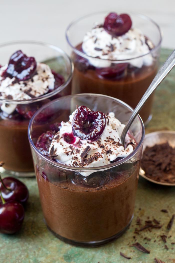 Vegan-black-forest-chocolate-mousse-small