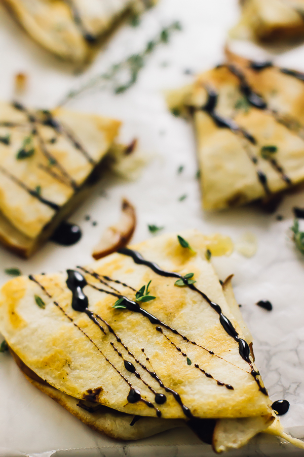 These-Pear-Brie-Caramelised-Onions-Quesadillas-are-drizzled-with-a-balsamic-glaze-that-make-it-the-ultimate-fall-quick-meal-2