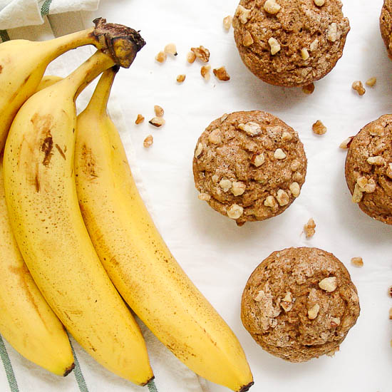 healthy-banana-nut-muffins-550-4