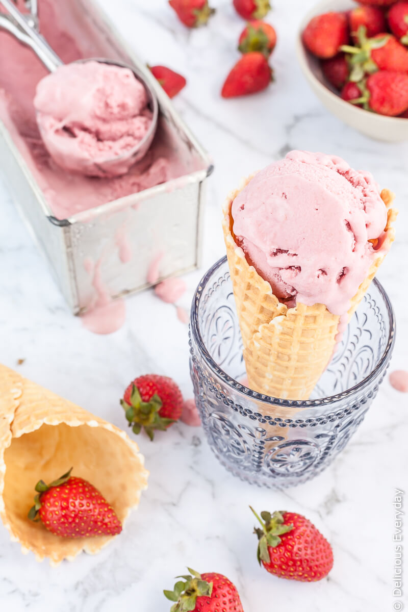 vegan-strawberry-ice-cream-recipe
