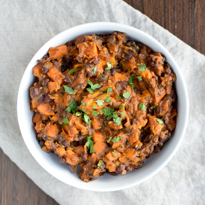 bbq-black-bean-slow-cooker-sweet-potatoes-nutrition-info-1