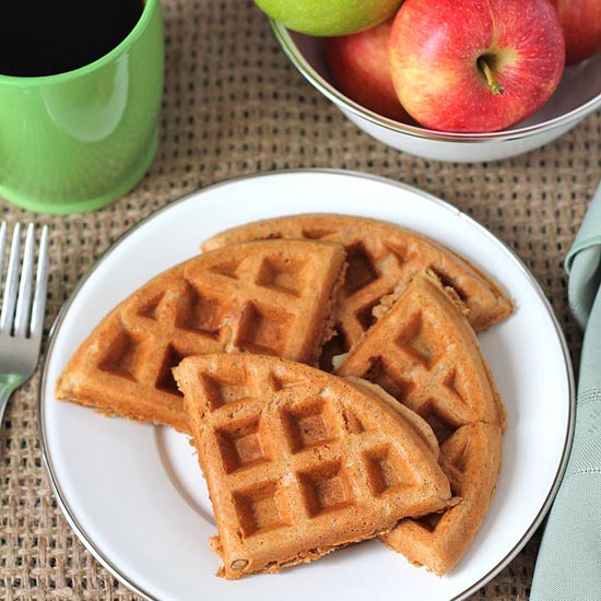 vegan-apple-cinnamon-waffles-OMV