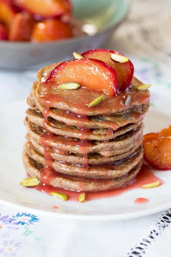 Plum pancakes with cinnamon