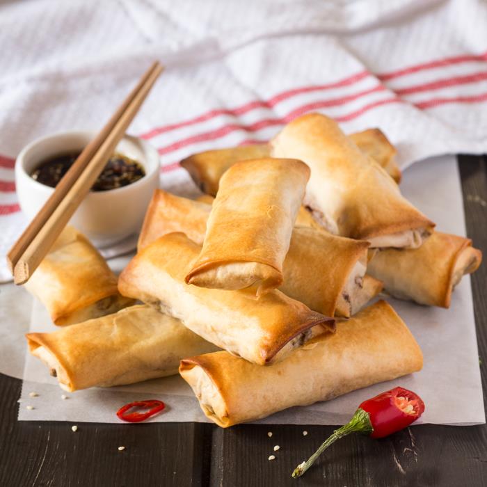 Vegan-baked-spring-rolls-with-a-dipping-sauce-small