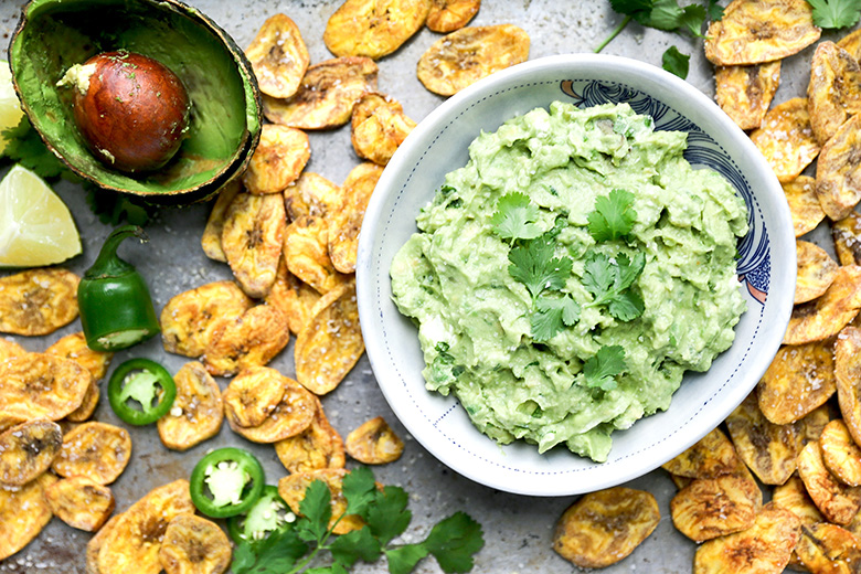Guacamole-Baked-Plantain-Chips-1