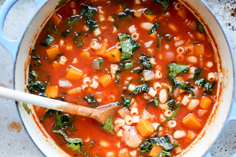 Winter-Vegetable-Minestrone-Soup-11