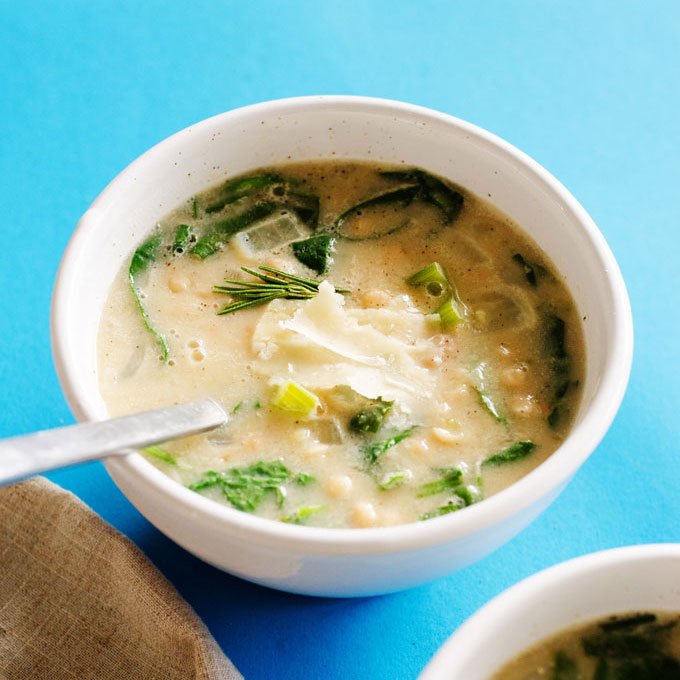 easy-vegan-white-bean-soup-8-vert-sq