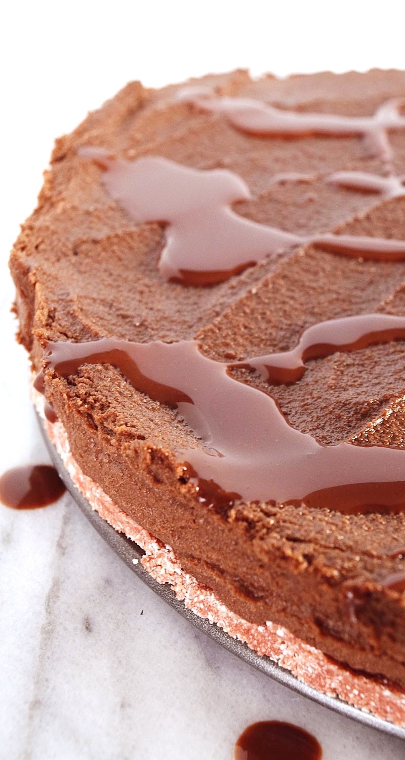 Vegan-Chocolate-Cheesecake-3_Fotor