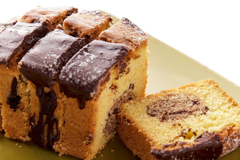 Instant-Pot-Triple-Chocolate-Sponge-Cake-800x533