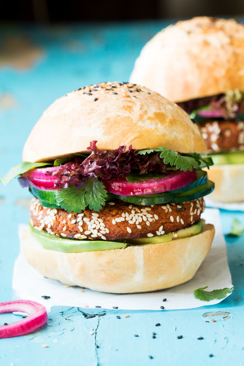 Vegan-chickpea-burgers