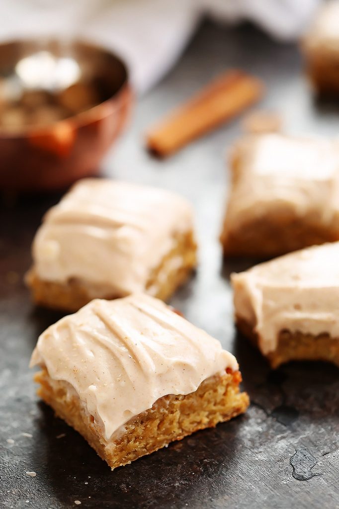 blondies-spiced-cream-cheese-frosting-5-682x1024