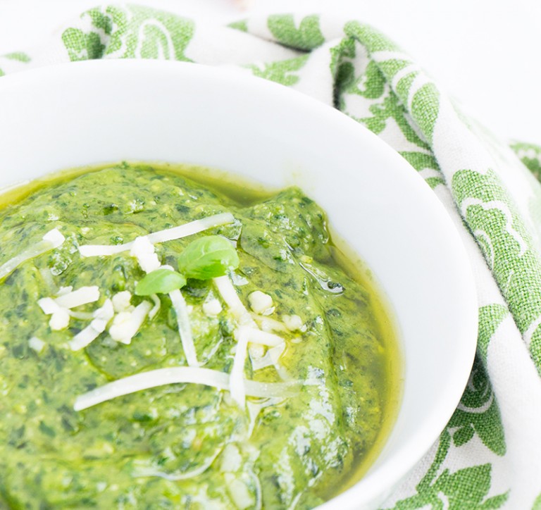 Creamy SpinachBasil Pesto Sauce