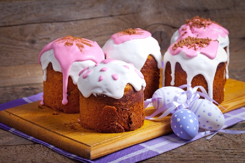 Instant-Pot-Best-Ever-Easter-Cakes-800x533