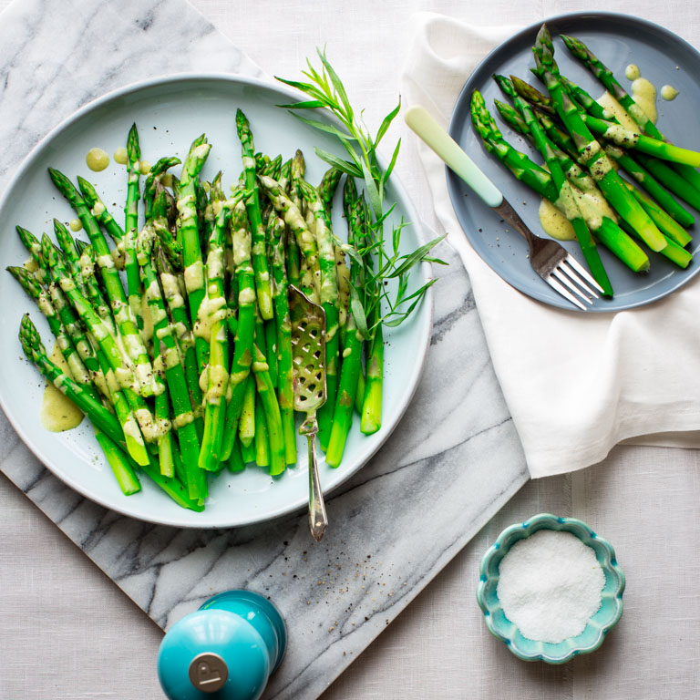 asparagus-with-tarragon-vinaigrette-sq-034