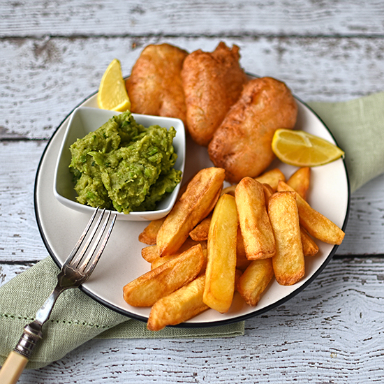 beer-battered-halloumi-with-chips-and-mushy-peas