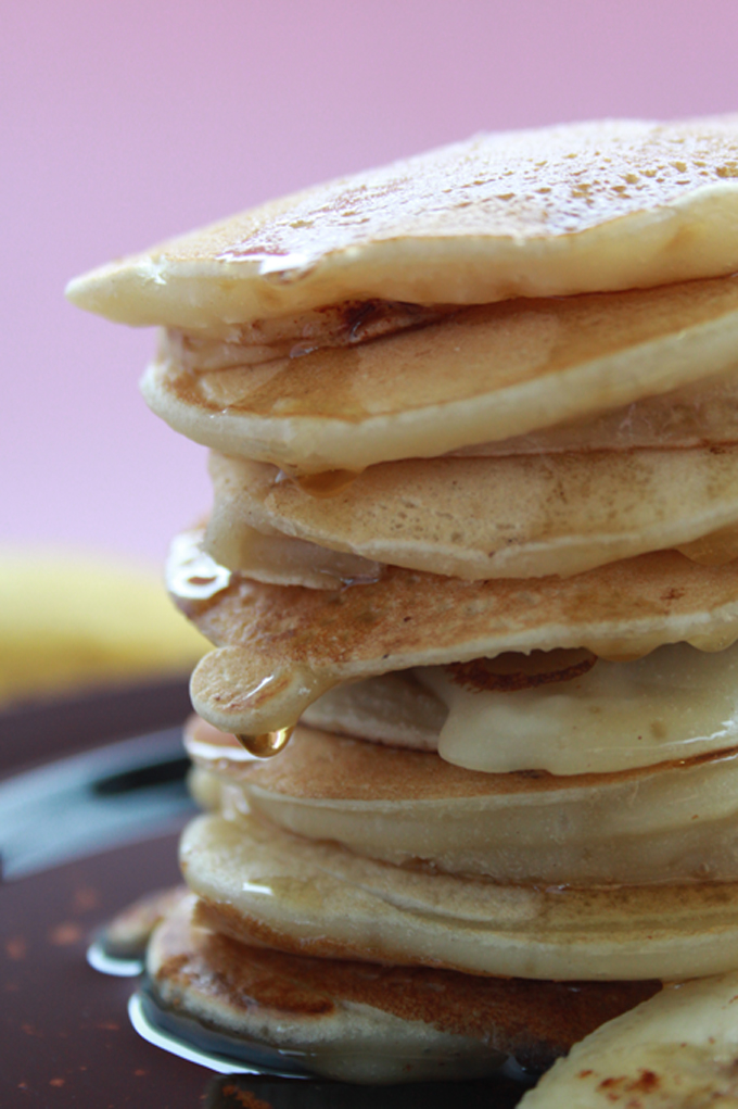 5-ingredient-Pancakes-With-Banana-Filling