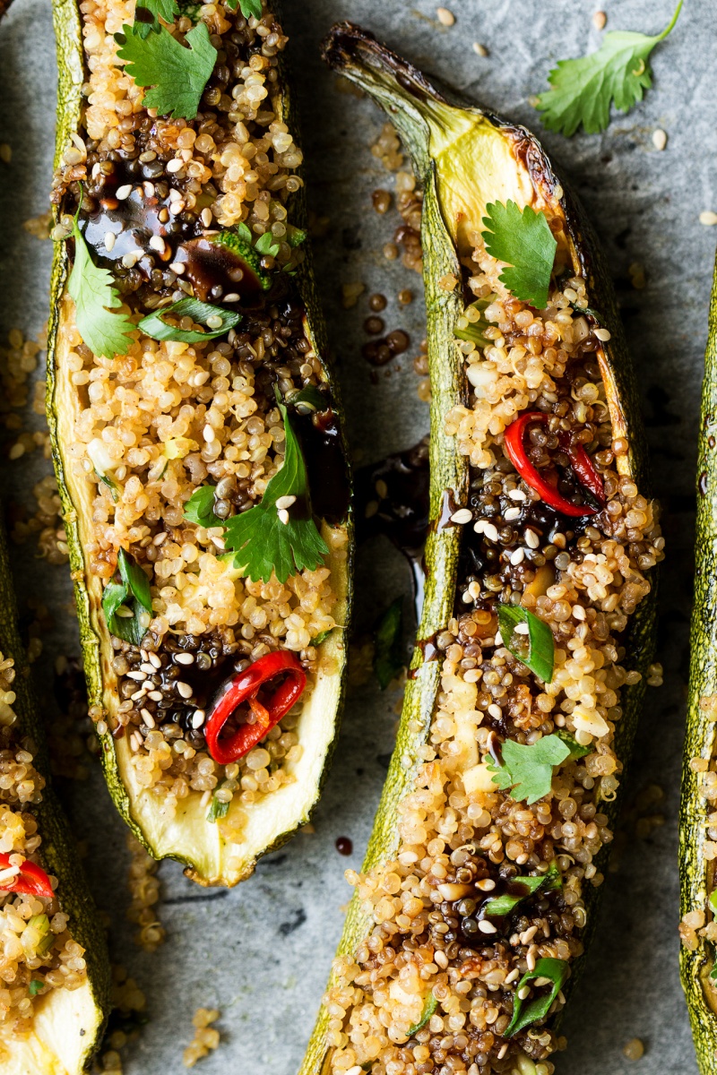 Vegan-zucchini-boats-with-quinoa