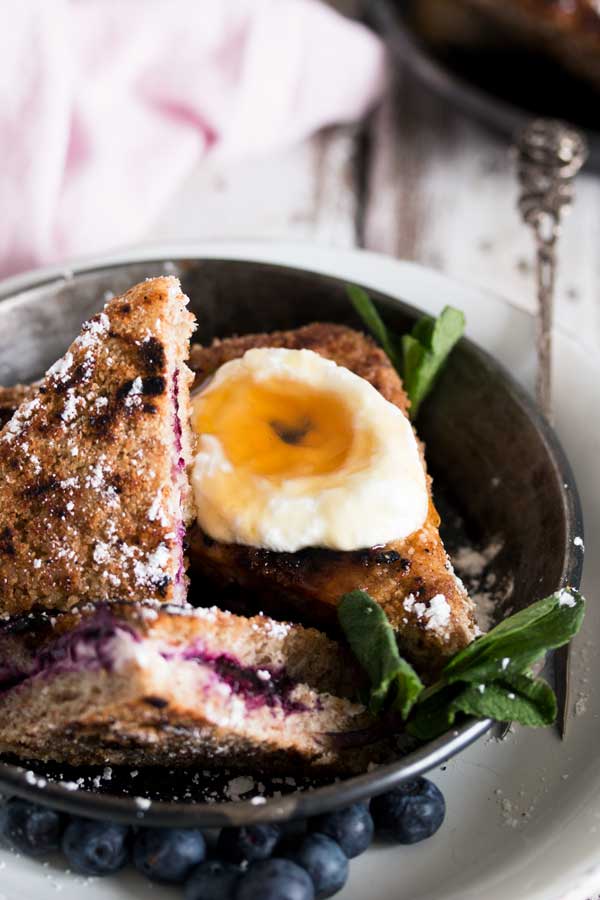 stuffed-blueberry-cheesecake-french-toast-photography
