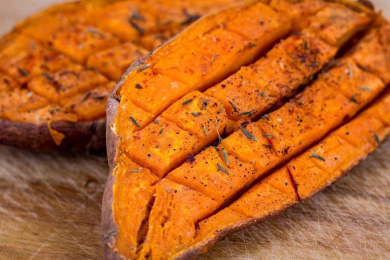 Whole-30-No-Peel-Baked-Sweet-Potato-In-The-Instant-Pot-768x512