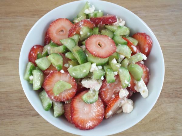 strawberry-cucumber-salad