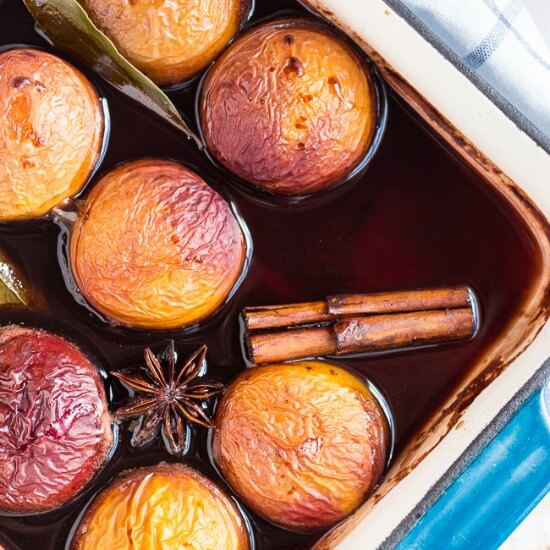 Oven-Roasted-Nectarines-in-Red-Wine-thumbnail