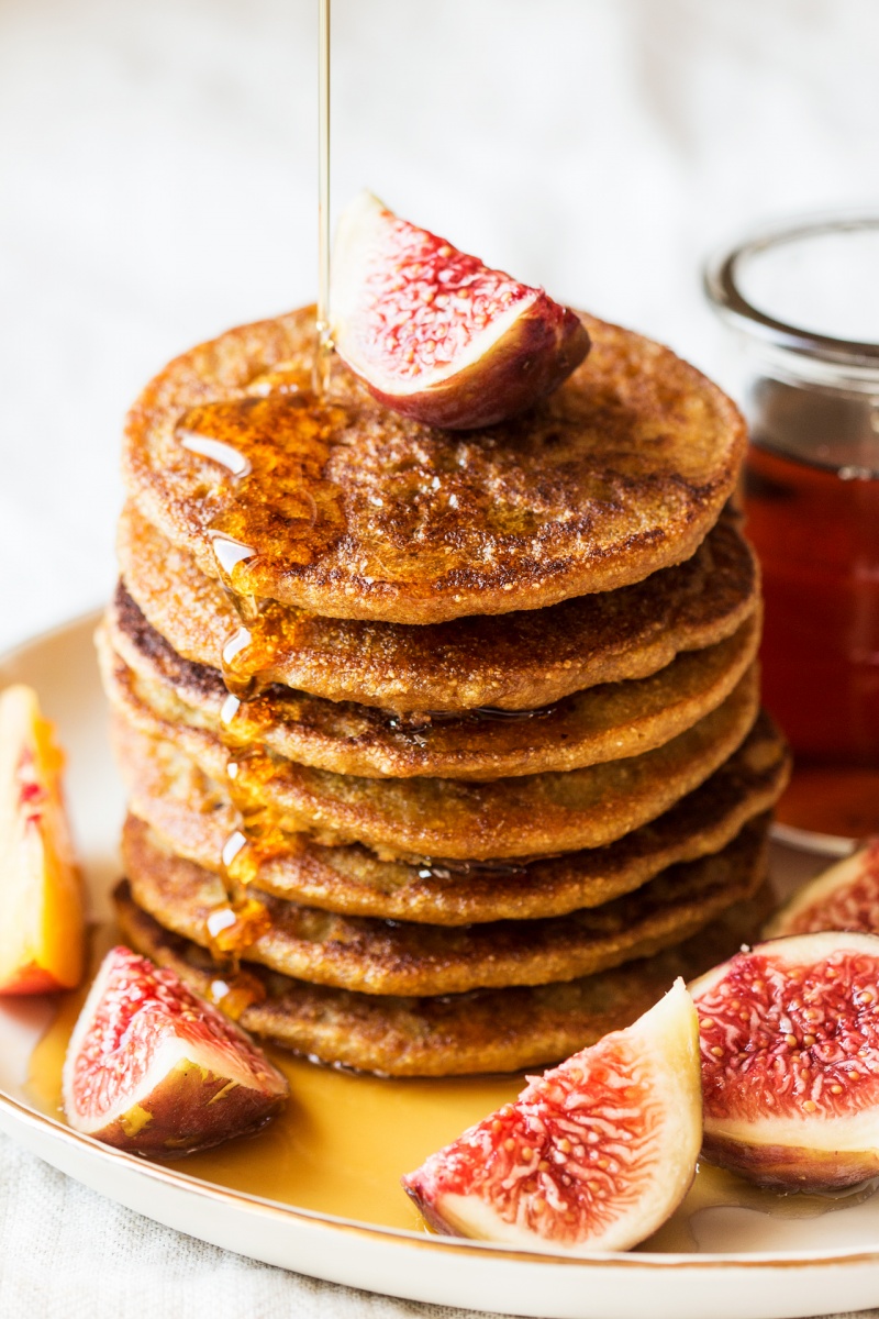 Vegan-quinoa-pancakes