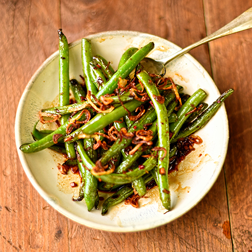 stir-fried-green-beans-with-crispy-shallots