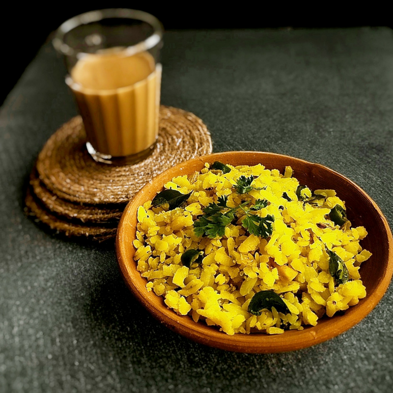 Flattened-Rice-Poha-served-with-Chai