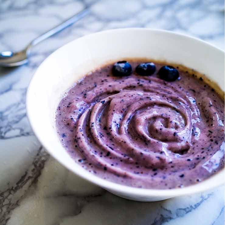 SUBMISSIONS-sq-740px-Blueberry-smoothie-bowl