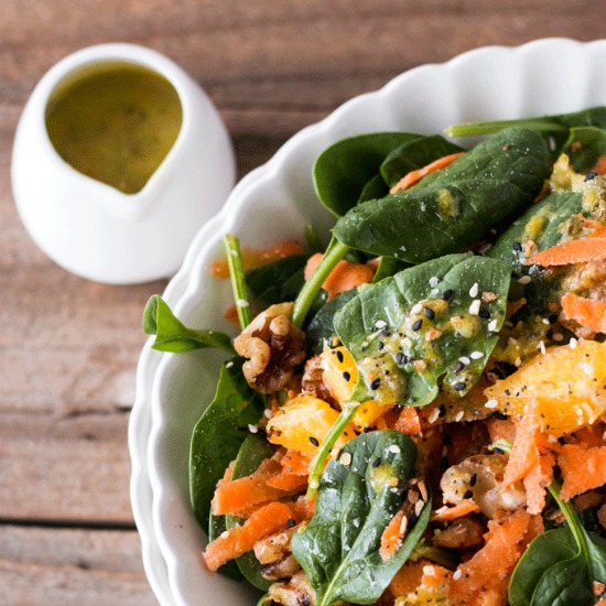 Garlicky-Orange-Spinach-Salad-550px