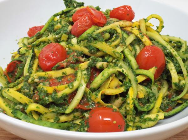 sqoodles-and-zoodles-with-kale-pesto