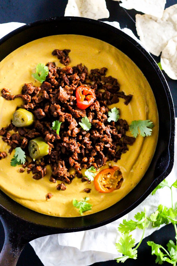 vegan-chili-cheese-dip-healthy-appetizer-sides-party-food-dairy-free-3