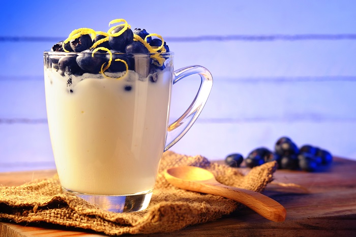 Blueberry-and-Rose-Water-Yogurt-Parfait